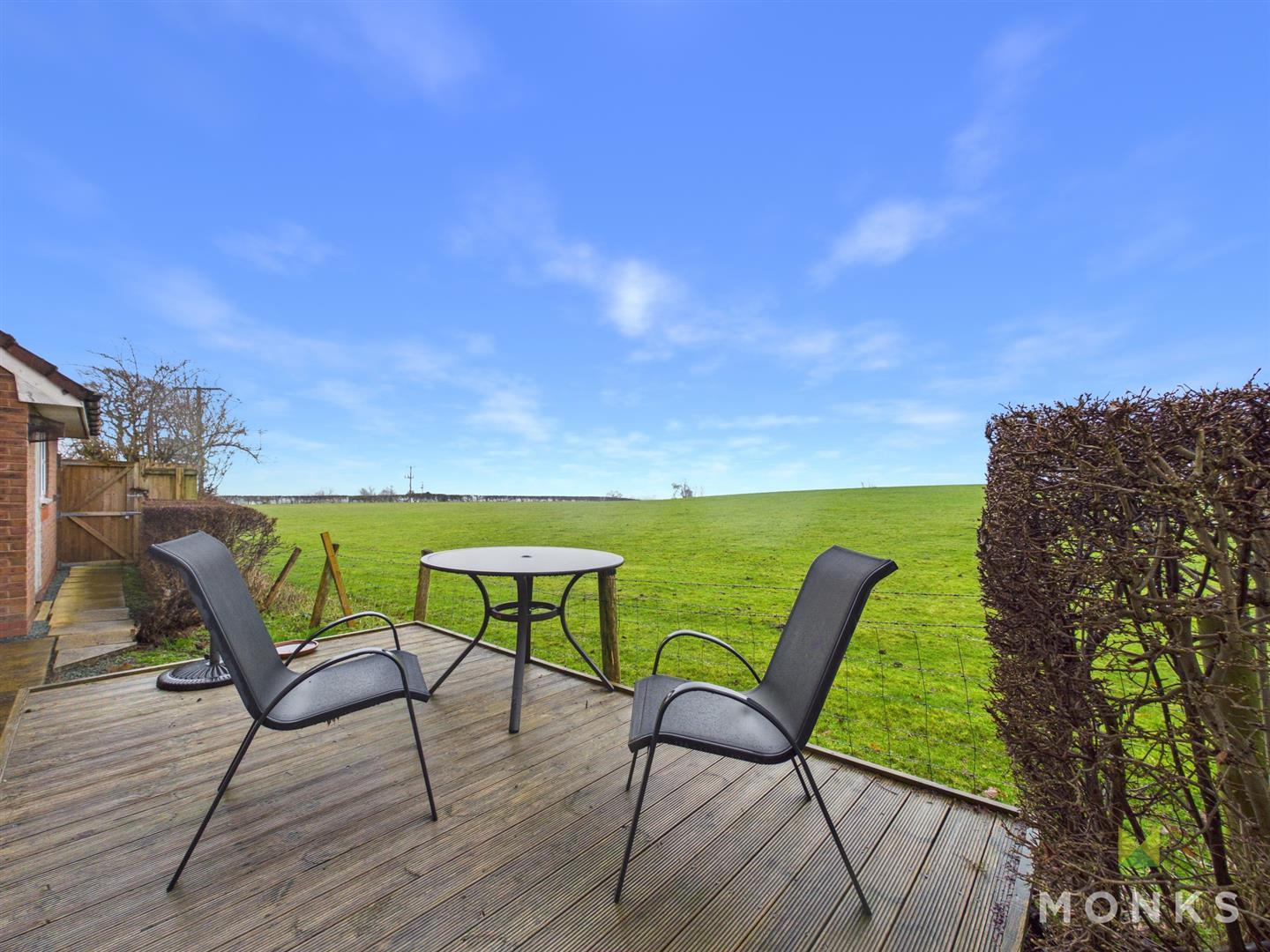 52 Milars Field, Oswestry, SY10 9PU For Sale